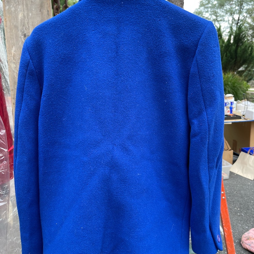 Blue coat - Picture 2 of 2